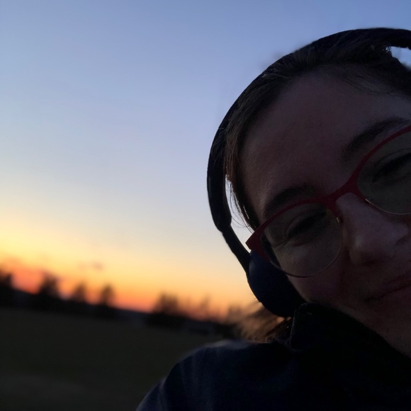 Meet your Posher, Chloe - Picture 1 of 1